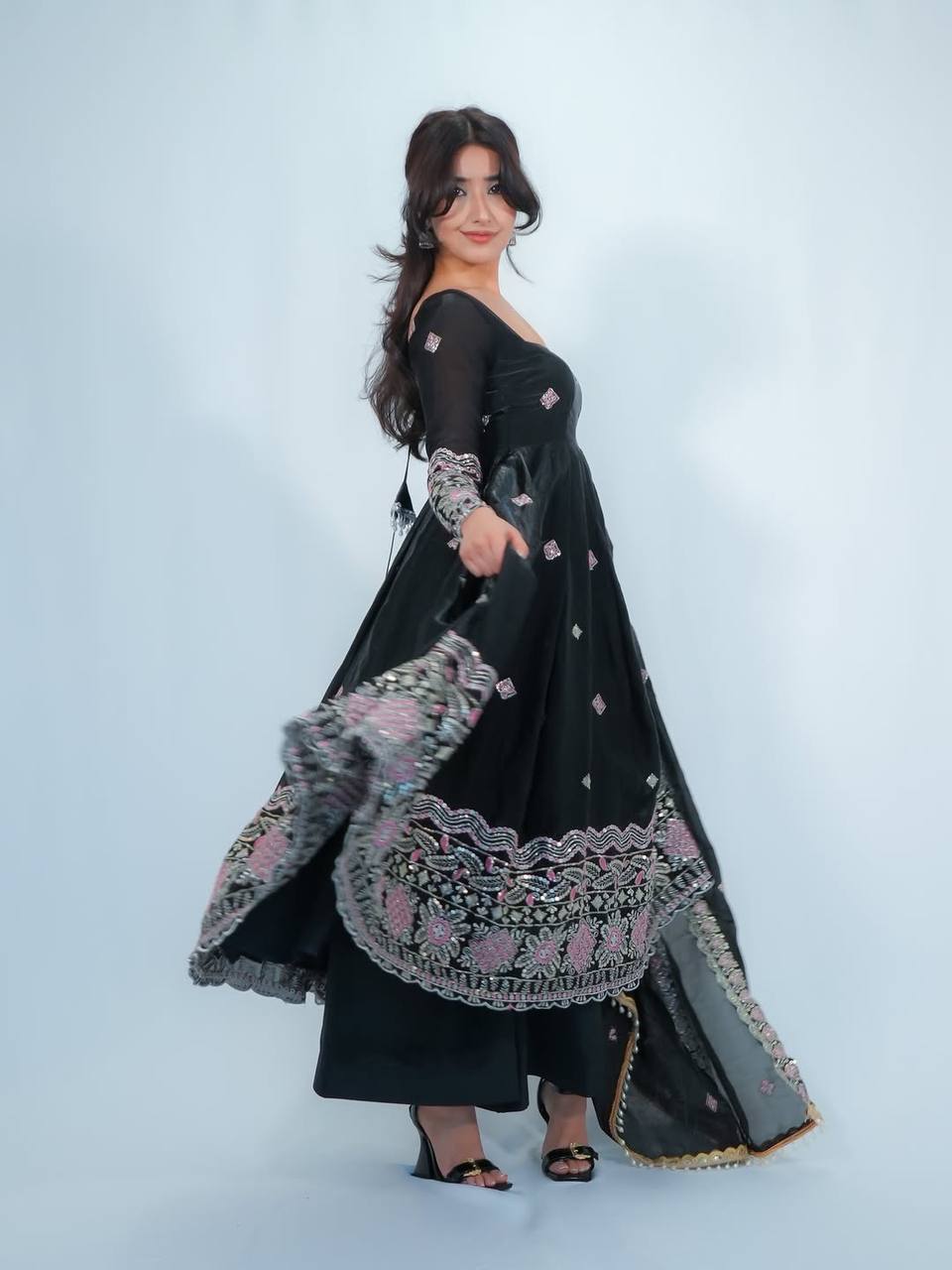 Grace – Premium Embroidered Anarkali Suit Set