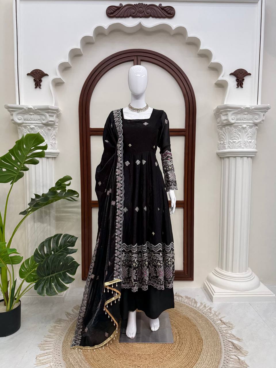 Grace – Premium Embroidered Anarkali Suit Set
