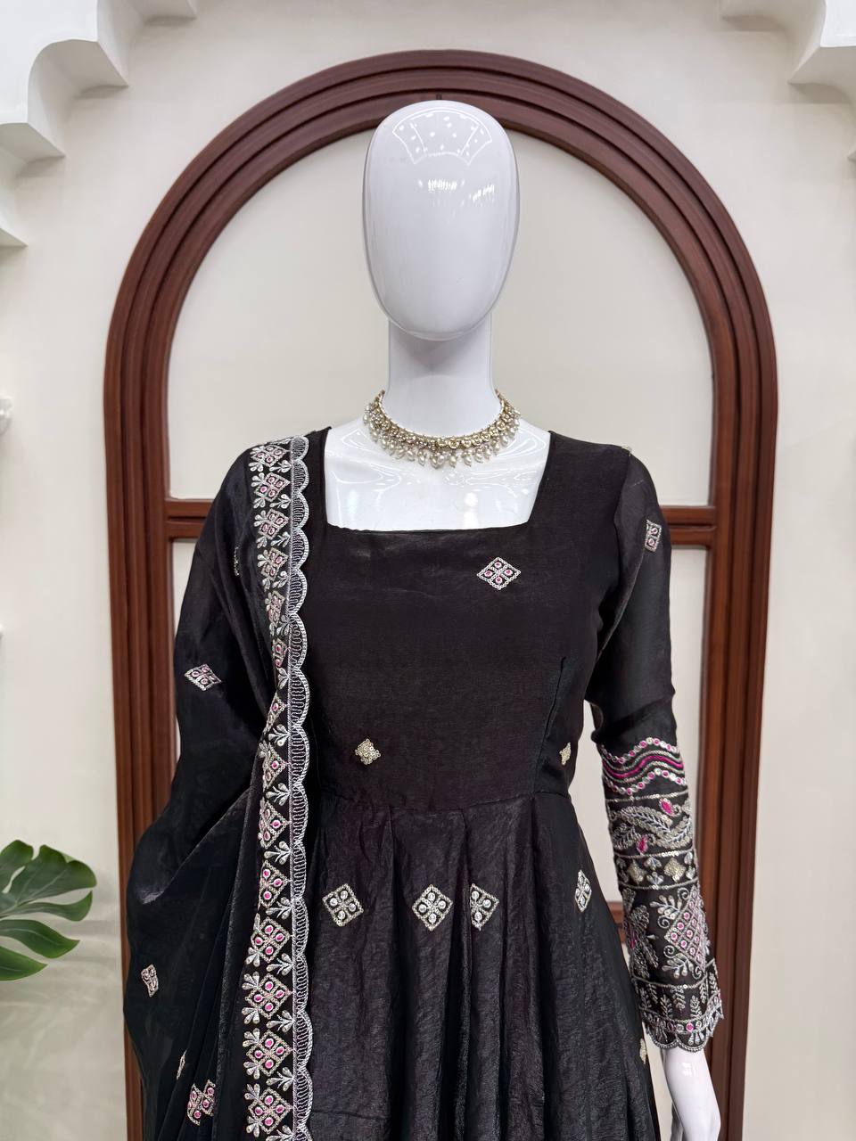 Grace – Premium Embroidered Anarkali Suit Set